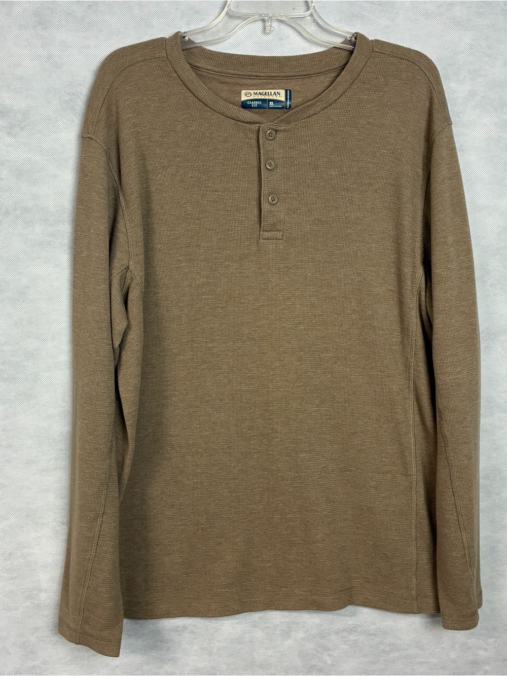 Magellan Outdoors Base Camp Thermal Henley Classic Fit Beige Long Sleeve Mens XL